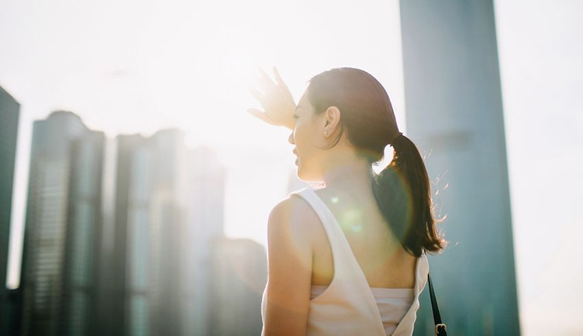 Sunscreen And Acne Prone Skin: What’s The Deal?